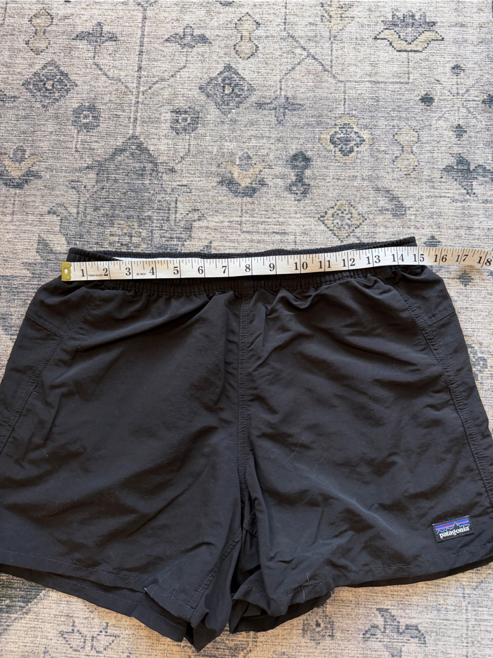 Patagonia women’s baggies shorts size medium - Picture 7 of 8